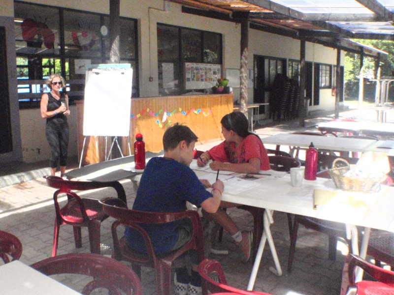 Village Camps International Summer Camp Ard&egrave;che, France 2019-07-26 https://www.villagecamps.com/journals_admin/images/72-28-French class.jpg